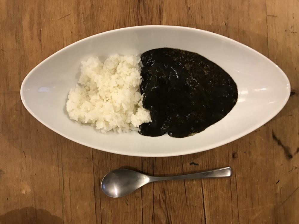 変なカレー